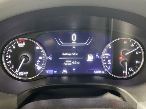 Used 2024 Buick Enclave Premium AWD/4WD image 10