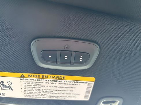 New 2026 Chrysler Pacifica Select image 28