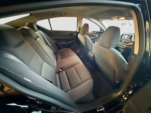 Used 2023 Nissan Altima 2.5 SV image 26