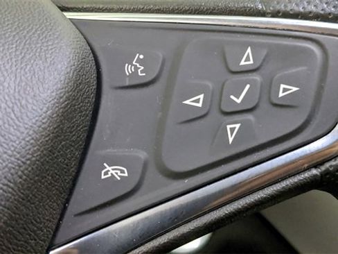 Certified 2019 Chevrolet Equinox LS w/ LS Convenience Package image 52