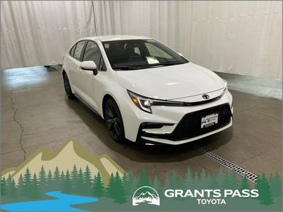 New 2026 Toyota Corolla SE w/ SE Package