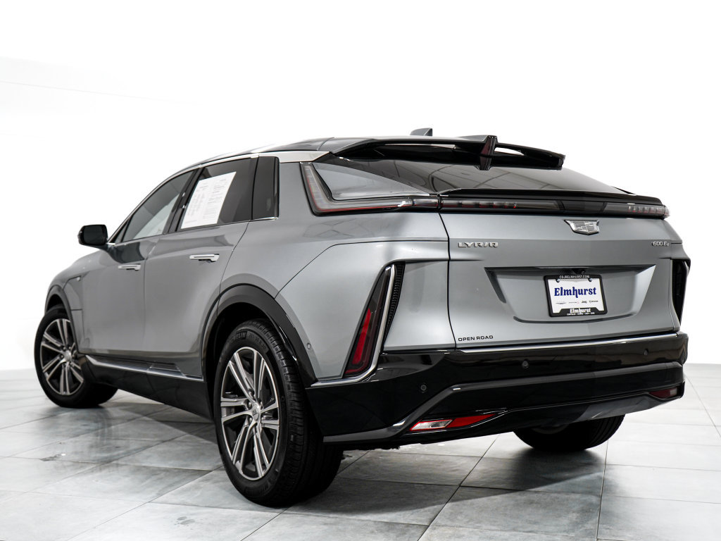 Used 2024 Cadillac Lyriq Luxury AWD/4WD image 5
