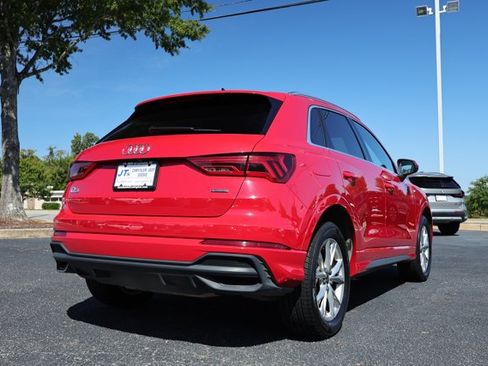 Used 2024 Audi Q3 2.0T Premium AWD/4WD image 6