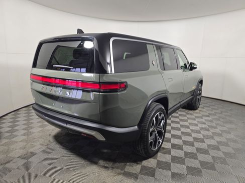 Used 2022 Rivian R1S Launch Edition image 5