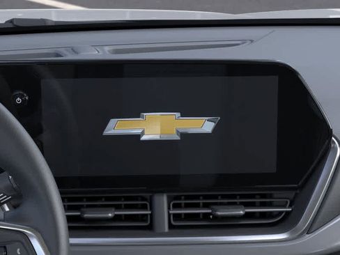 Used 2026 Chevrolet Trax LT image 20
