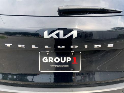 Used 2022 Kia Telluride SX w/ SX Prestige Package AWD/4WD image 30