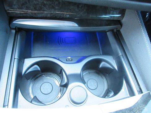 Used 2023 BMW 540i w/ M Sport Package image 51