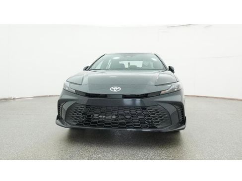 New 2026 Toyota Camry SE image 31