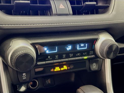 Used 2024 Toyota RAV4 LE image 24