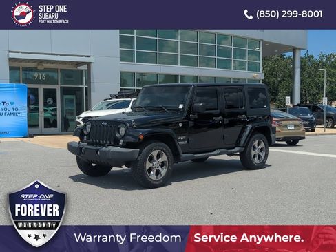Used 2017 Jeep Wrangler Unlimited Sahara w/ Connectivity Group AWD/4WD image 1