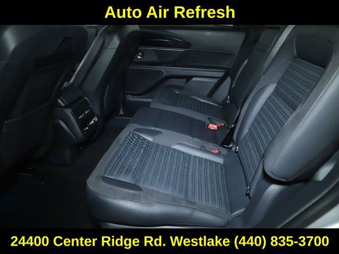 Used 2025 Lincoln Nautilus Reserve w/ Jet Appearance Package AWD/4WD image 14