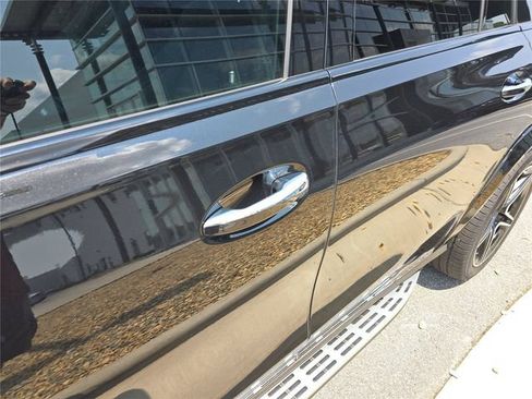 Certified 2023 Mercedes-Benz GLS 580 4MATIC image 13