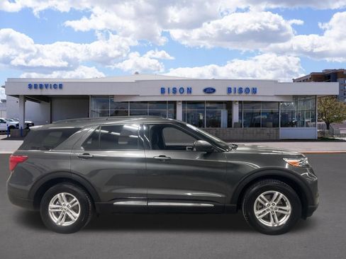 Used 2020 Ford Explorer XLT w/ Class III Trailer Tow Package image 2