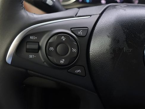 Used 2018 Buick Enclave Avenir w/ Avenir Technology Package image 23