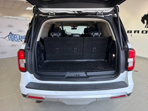 Certified 2022 Ford Expedition XLT AWD/4WD image 9