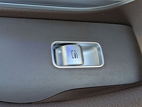 Used 2020 Mercedes-Benz GLS 450 4MATIC image 30