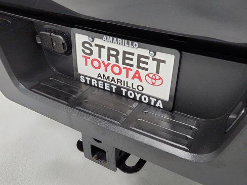 Certified 2024 Toyota Tacoma TRD Off-Road image 19