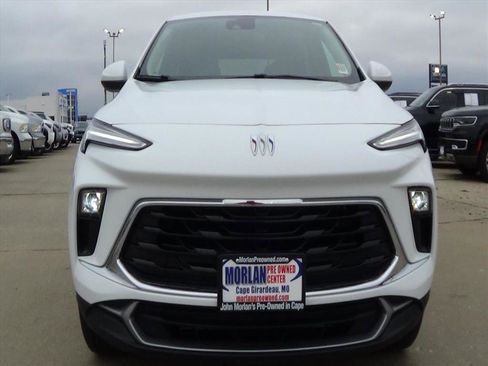 Used 2025 Buick Encore GX Preferred image 3