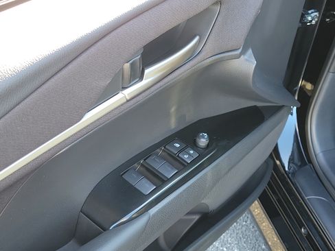 Used 2025 Toyota Camry LE FWD image 20
