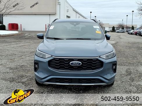 Used 2023 Ford Escape ST-Line Select image 15