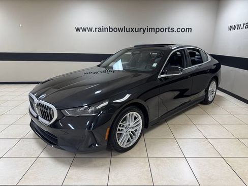 Used 2025 BMW 530i RWD image 3