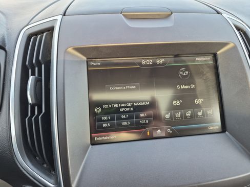 Used 2015 Ford Edge Titanium w/ Equipment Group 301A FWD image 17