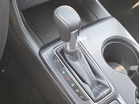 Used 2024 Honda Civic EX-L image 28