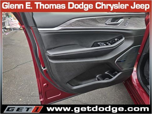 Certified 2023 Jeep Grand Cherokee Overland w/ Adv Protech Group III image 25