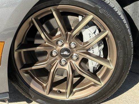 Used 2024 Ford Mustang GT Premium image 9