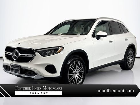 Certified 2026 Mercedes-Benz GLC 300 image 1