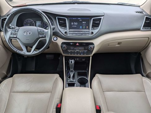 Used 2018 Hyundai Tucson Limited FWD image 16