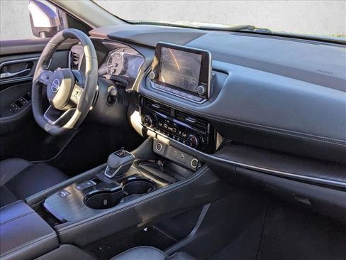 Used 2021 Nissan Rogue SL image 23