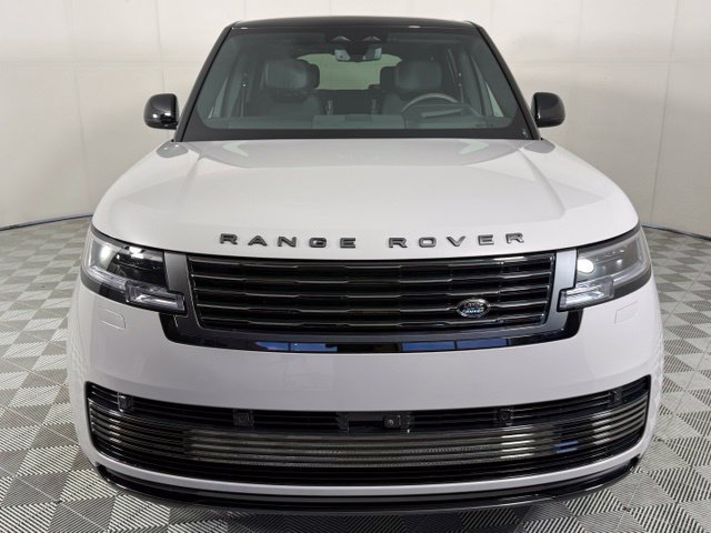 New 2026 Land Rover Range Rover SV AWD/4WD image 11