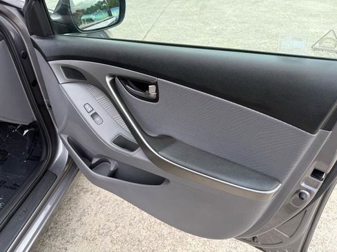 Used 2012 Hyundai Elantra GLS w/ Preferred Pkg 3 FWD image 35