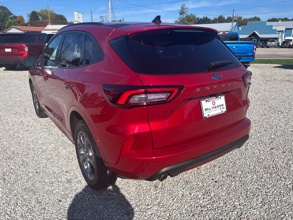 Used 2024 Ford Escape ST-Line Select w/ Tech Pack #2 AWD/4WD image 7