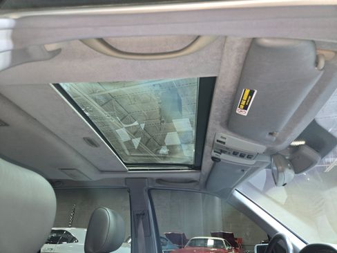 Used 1999 Mercedes-Benz S 500 Sedan image 12