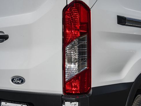 New 2026 Ford Transit 250 148 Medium Roof w/ Load Area Protection Package image 7