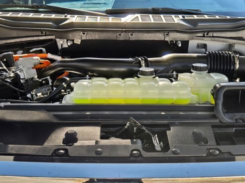 New 2025 Ford F150 Lariat w/ Equipment Group 502A High image 17