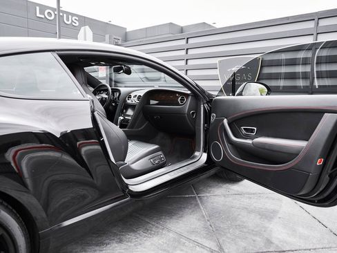 Used 2016 Bentley Continental GT AWD/4WD image 26