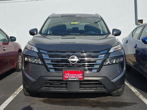 Certified 2024 Nissan Rogue SV w/ SV Premium Package image 7