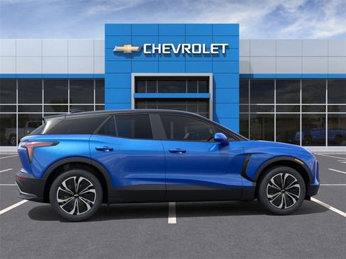 New 2025 Chevrolet Blazer EV LT image 5