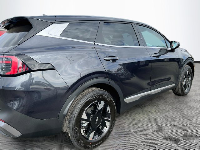 New 2027 Kia Sportage LX FWD image 7