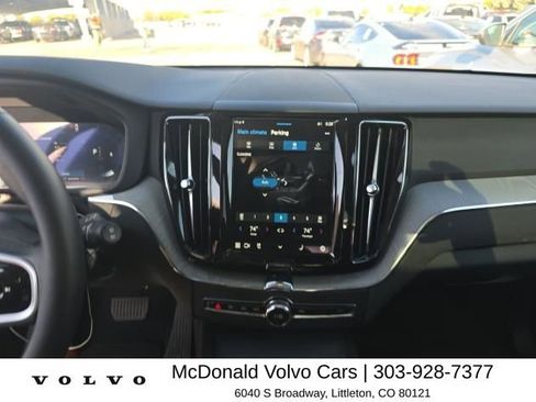 Used 2025 Volvo XC60 B5 Plus AWD/4WD image 7