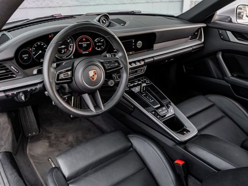 Used 2024 Porsche 911 Carrera S RWD image 30