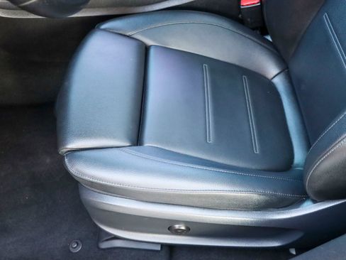 Used 2020 Mercedes-Benz CLA 250 image 16