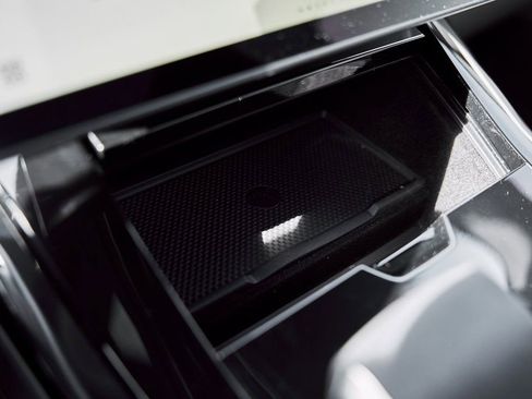 Used 2025 Land Rover Range Rover Sport Dynamic SE image 63