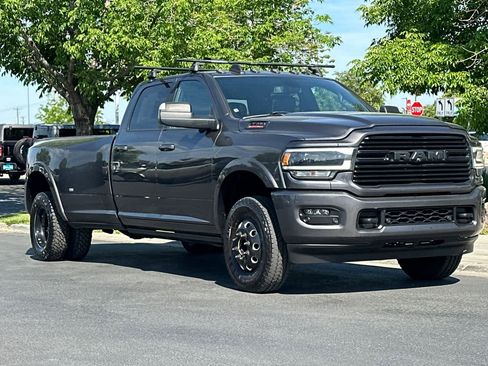 Used 2020 RAM 3500 Laramie AWD/4WD image 9