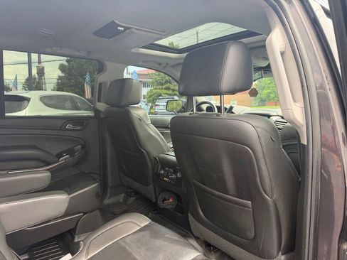 Used 2015 Chevrolet Suburban LT AWD/4WD image 31