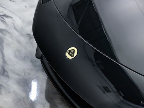 Used 2025 Lotus Emira RWD image 34