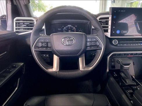 Used 2026 Toyota Tundra Limited AWD/4WD image 5